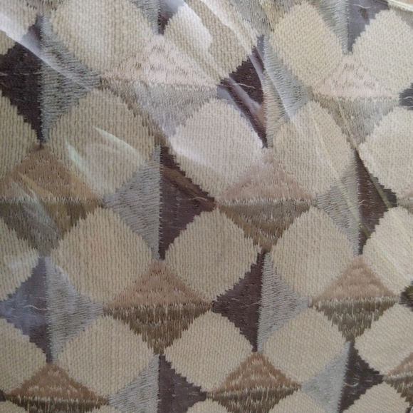 🛑🛑SOLD🛑🛑Madison Park Signature Shades of Grey 8pc oversize King Comforter - Picture 8 of 8